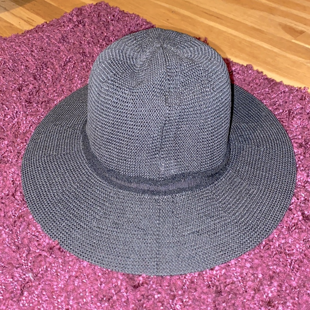 Abercrombie & Fitch Hat